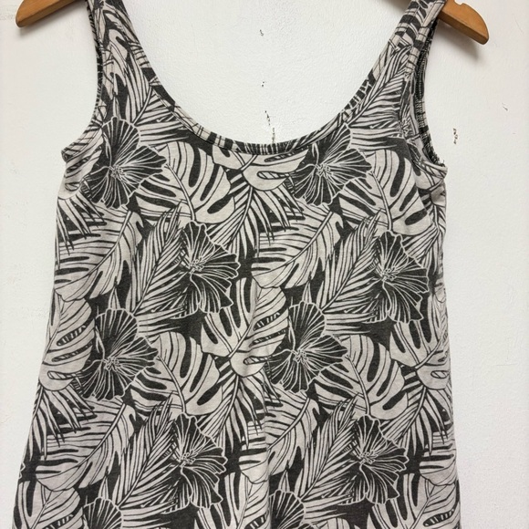 Pact Organic Cotton Grape Leaf Print Tank Top - Picture 6 of 11